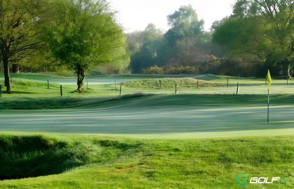 Winter - Sutton Coldfield Golf Club in Sutton Coldfield, England — private, 18-hole golf course, designed by Alister MacKenzie (1919)
