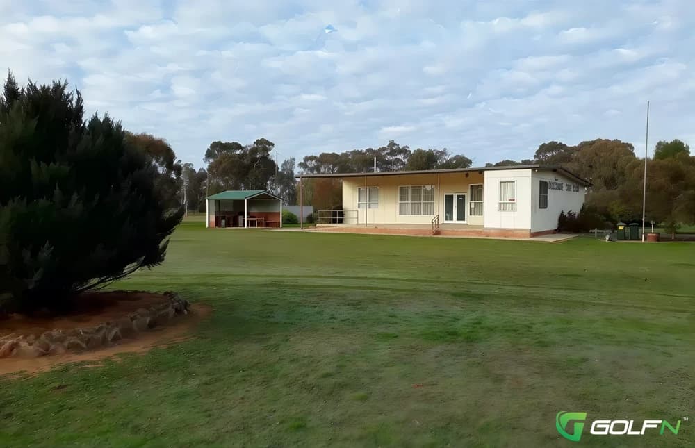 Cosgrove Golf Club in Cosgrove, Victoria β semi-private, 9-hole golf course