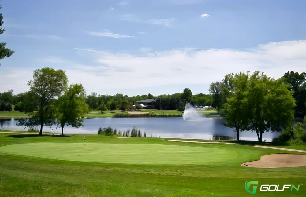 Fountains Golf & Banquet Center in Clarkston, Michigan — public, 18-hole golf course