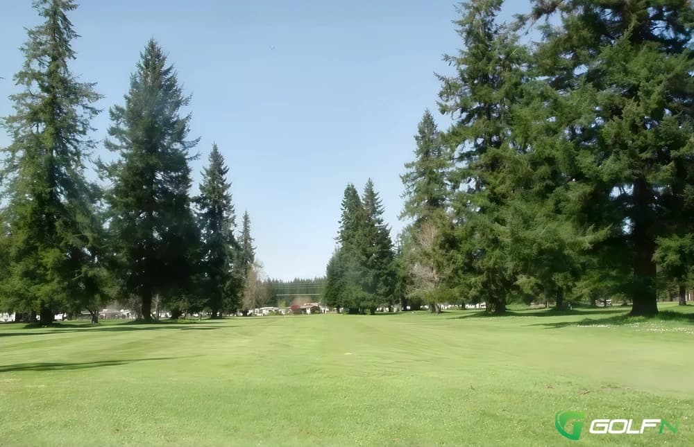 Oaksridge Golf Course in Elma, Washington — public, 18-hole golf course
