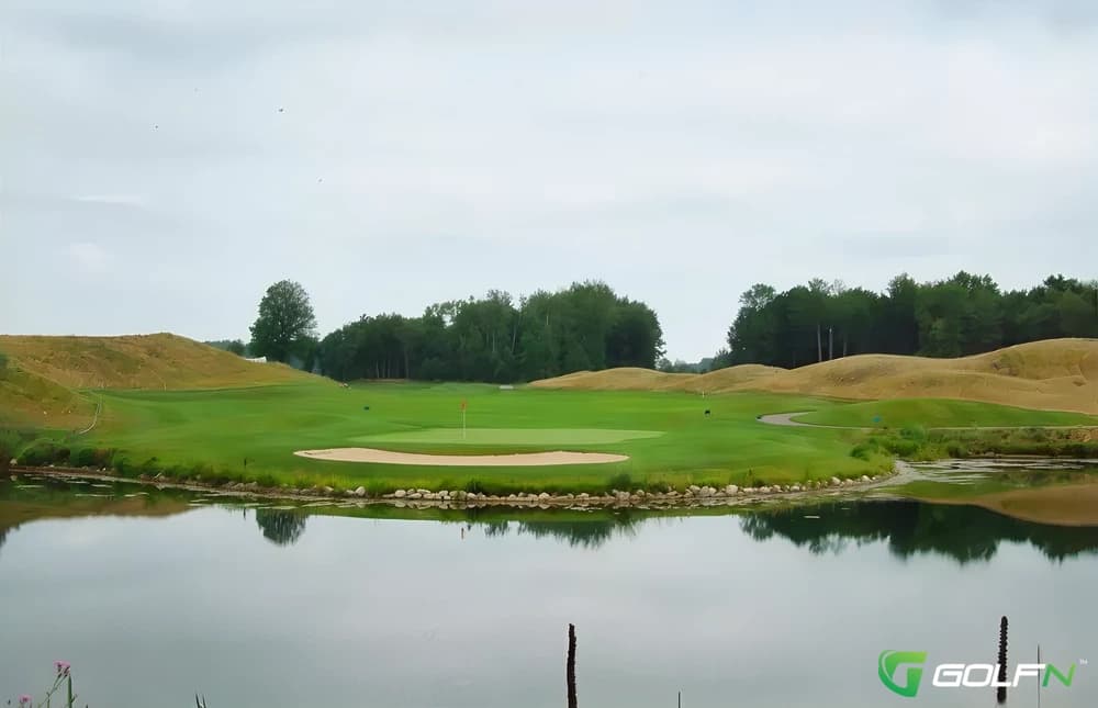 Falls At Barber Creek in Kent City, Michigan — public, 18-hole golf course