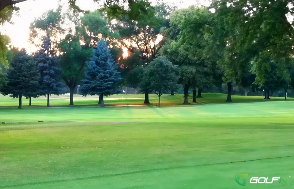 Lake Ripley Country Club in Cambridge, Wisconsin — private, 18-hole golf course, designed by Bob Lohmann