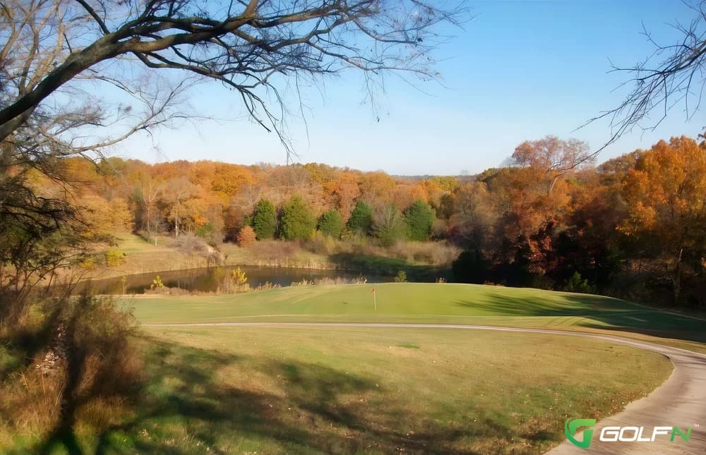 Buncombe Creek Golf Course in Kingston, Oklahoma — public, 9-hole golf course