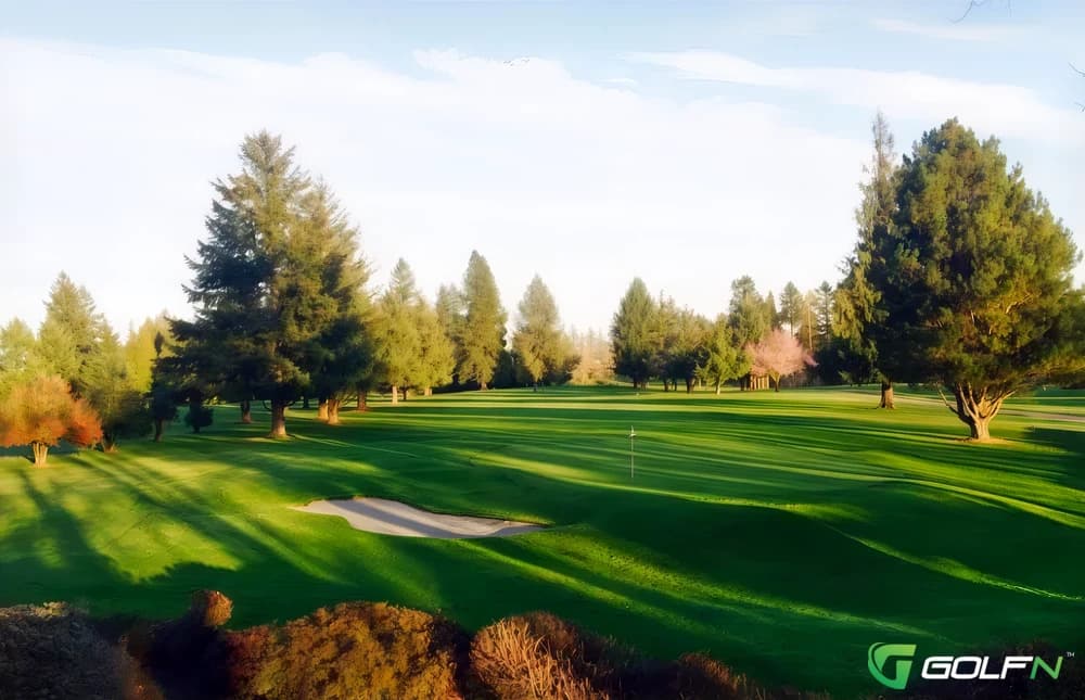 Forest Hills Golf Course in Cornelius, Oregon — semi-private, 18-hole golf course, designed by William F. Bell