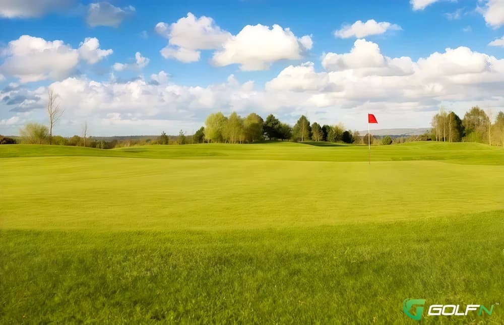 Cumberwell Park Golf Club Par 3 in Bradford-on-Avon, England — semi-private, 9-hole golf course, designed by Adrian Stiff (1994)