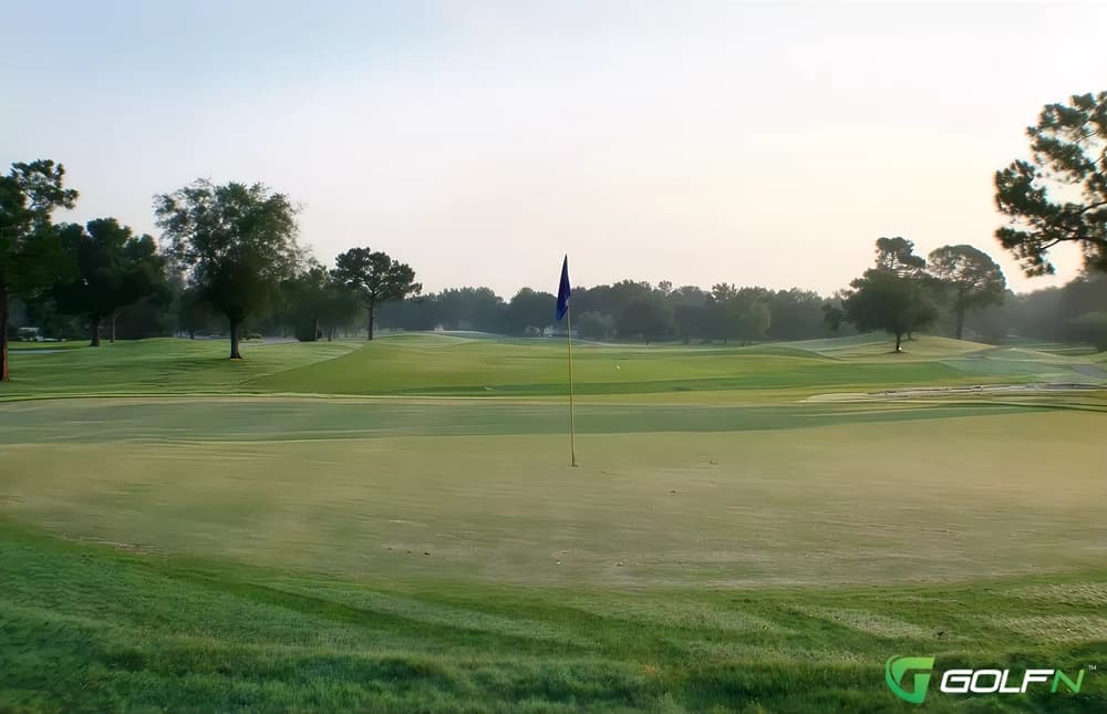 Cypresswood Golf & Country Club in Winter Haven, Florida — semi-private, 18-hole golf course, designed by Ron Garl