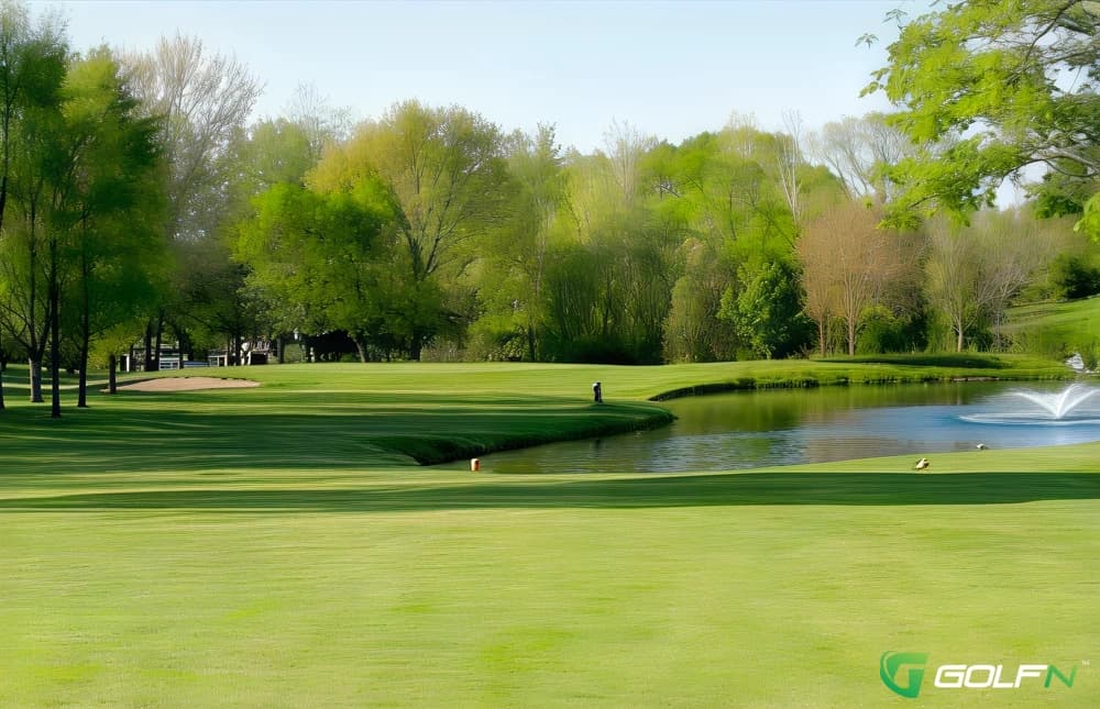 Bent Oak Golf Club in Elkhart, Indiana — private, 18-hole golf course, designed by Gary Keaffaber (1985)
