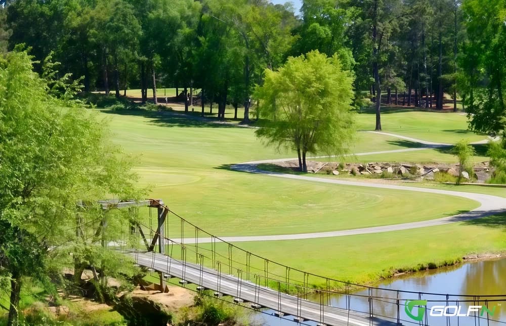 Musgrove Country Club in Jasper, Alabama — private, 18-hole golf course, designed by Jerry Pate (1992)