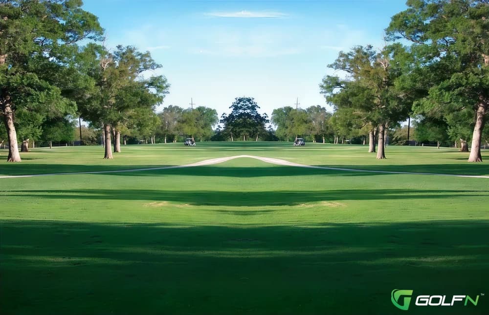 Lakes/Oaks-Hacienda Hills Golf & Country Club in The Villages, Florida — semi-private, 18-hole golf course, designed by Perry Maxwell (1926)