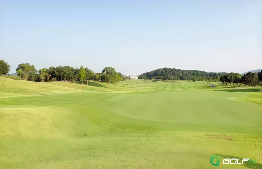 Old - Country Club Of Scranton in Clarks Summit, Pennsylvania — private, 18-hole golf course, designed by Kentaro Sato (1996)