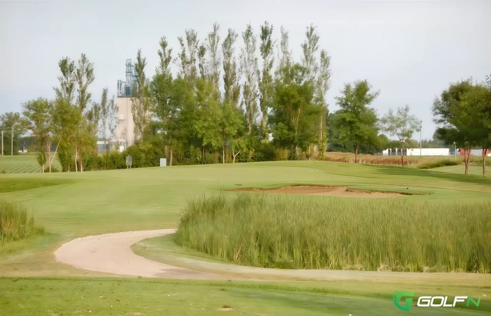 Winkler Golf Club in Winkler, Canada, Manitoba — semi-private, 18-hole golf course
