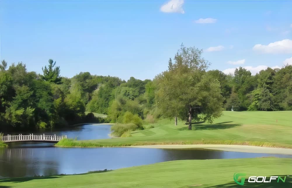Bruce Hills Golf Club in Bruce Township, Michigan — public, 18-hole golf course