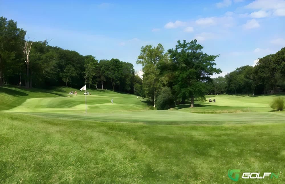 Franklin County Country Club in Washington, Missouri — private, 18-hole golf course, designed by Ron Prichard