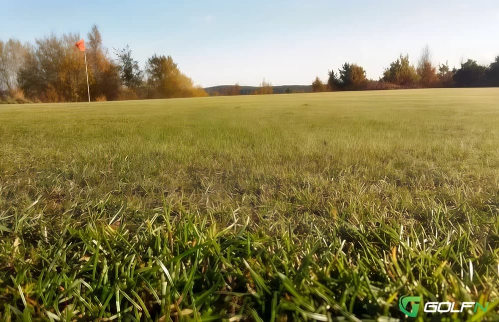 Leen Valley Golf Centre in Nottingham, England — semi-private, 18-hole golf course