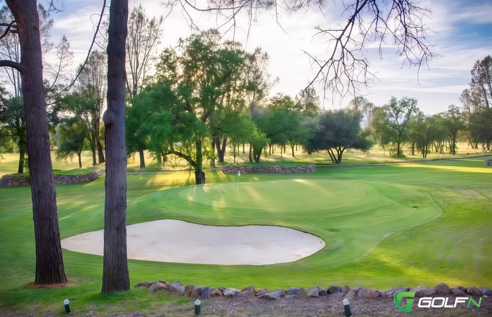 Gold Hills Country Club in Redding, California — semi-private, 18-hole golf course, designed by Bob E. Baldock