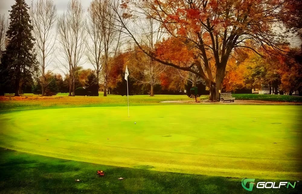 Iyopawa Island Golf Course in Coldwater, Michigan — public, 9-hole golf course