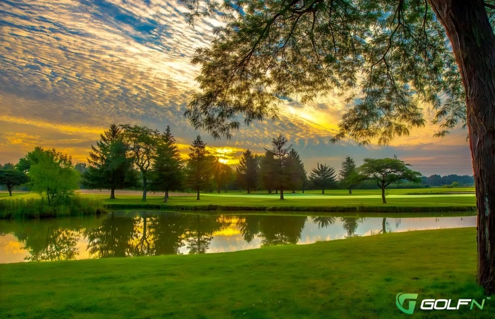 Midlane Country Club in Wadsworth, Illinois — 18-hole golf course, designed by Robert B. Harris