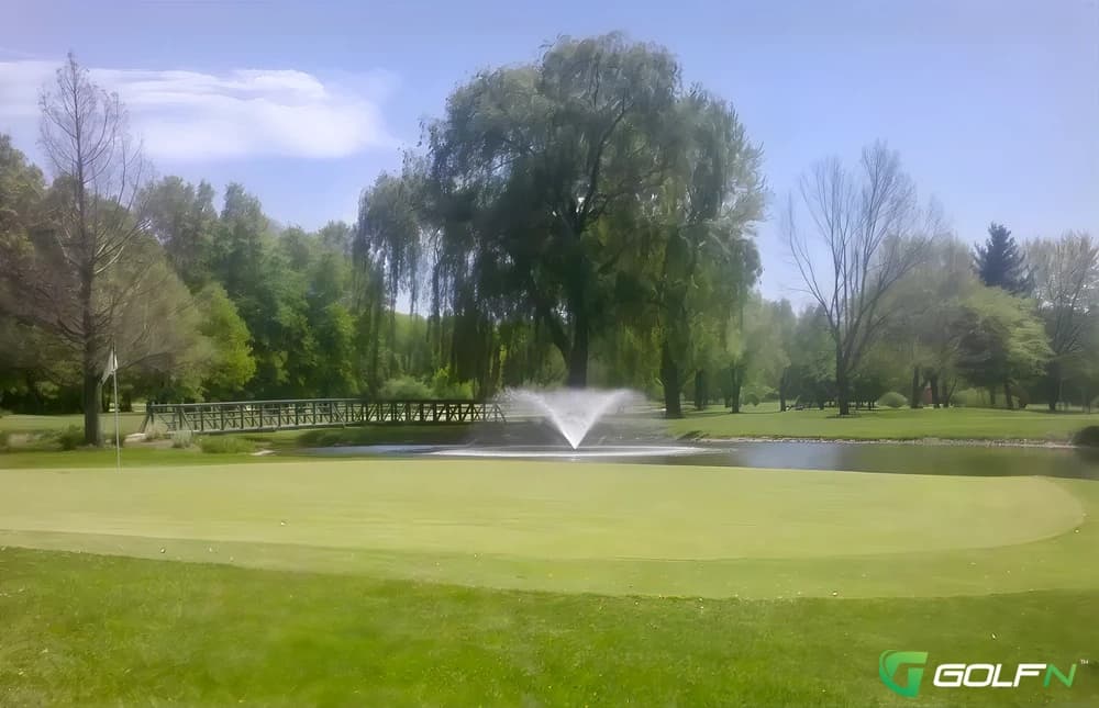 Valparaiso Country Club in Valparaiso, Indiana — private, 18-hole golf course, designed by Bob Lohmann
