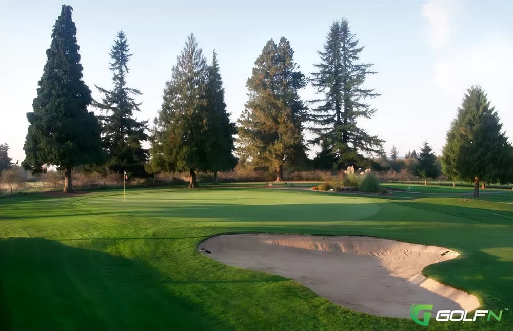 Oregon City Golf Club in Oregon City, Oregon — public, 18-hole golf course, designed by Joe Herberger