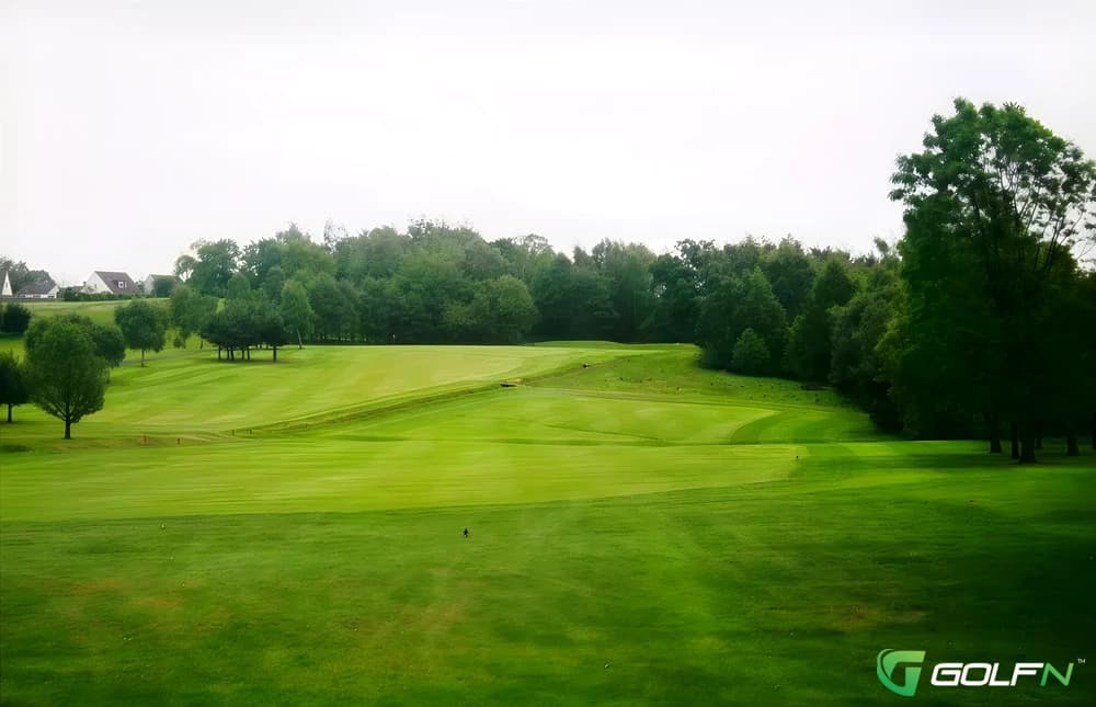 Braehead Golf Club in Alloa, Scotland — public, 18-hole golf course