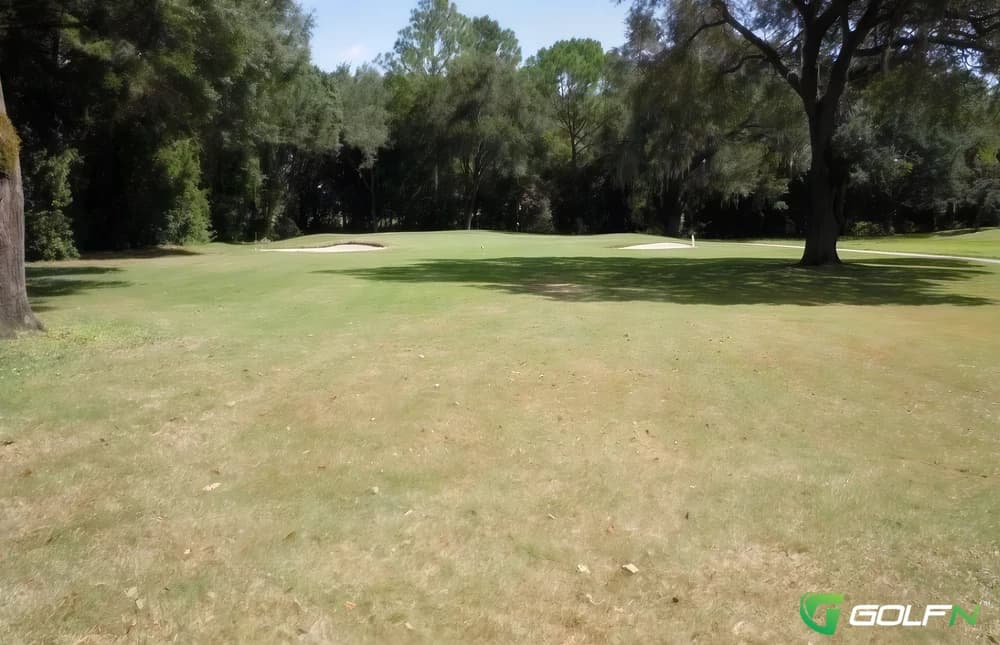 Crystal Lake Club in Avon Park, Florida — private, 18-hole golf course, designed by Charles Ankrom (1977)