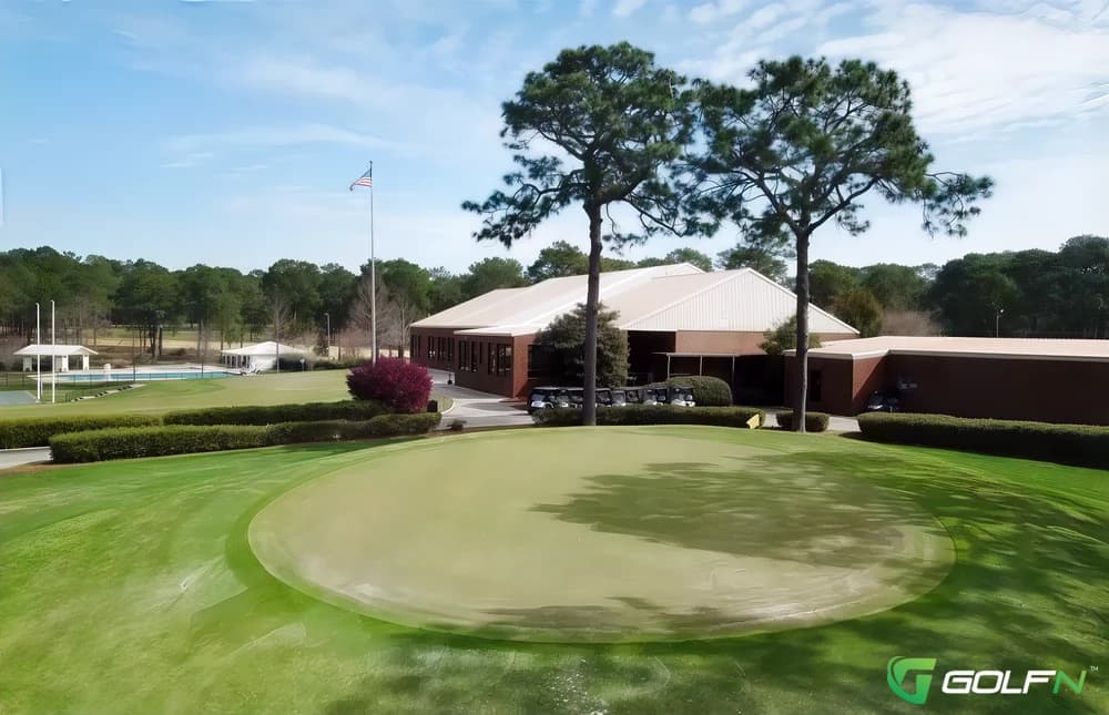 Sunset Country Club in Saint Louis, Missouri — private, 18-hole golf course, designed by James Foulis (1916)