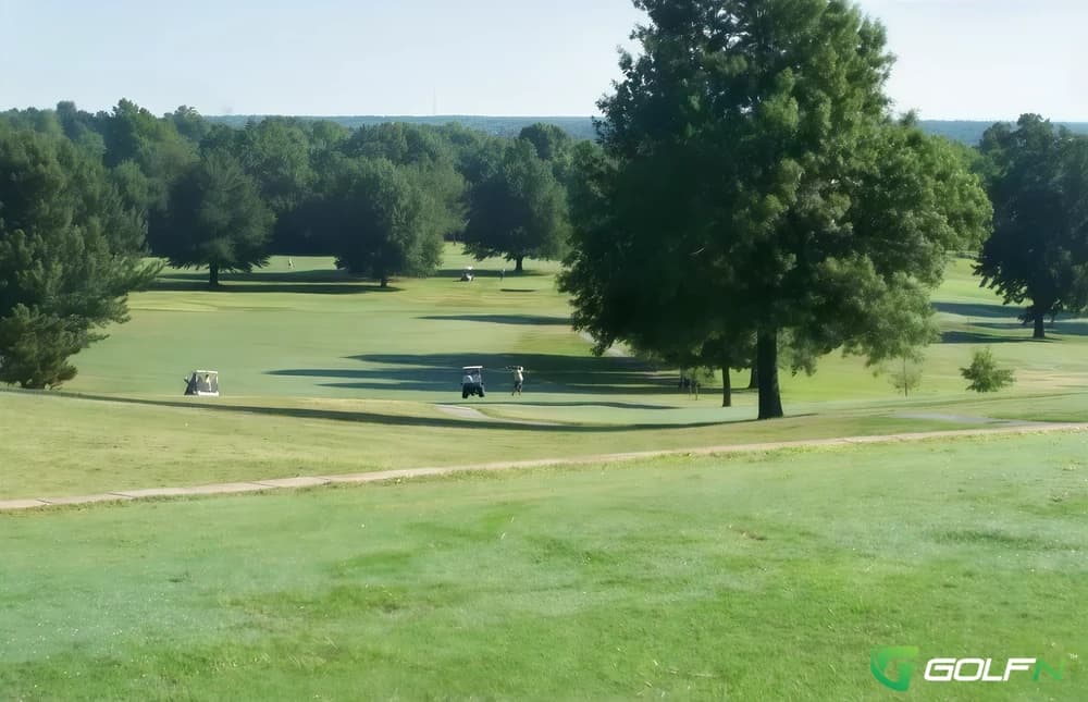 Baxter Springs Country Club in Baxter Springs, Kansas — public, 9-hole golf course