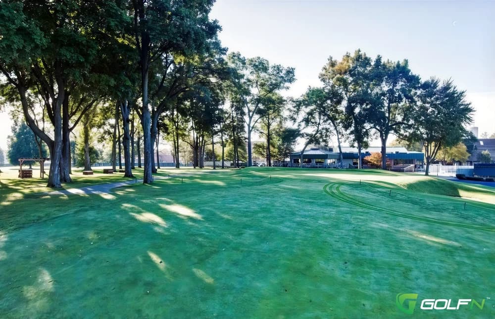 Christiana Creek Country Club in Elkhart, Indiana — semi-private, 18-hole golf course, designed by Tom Bendelow (1916)