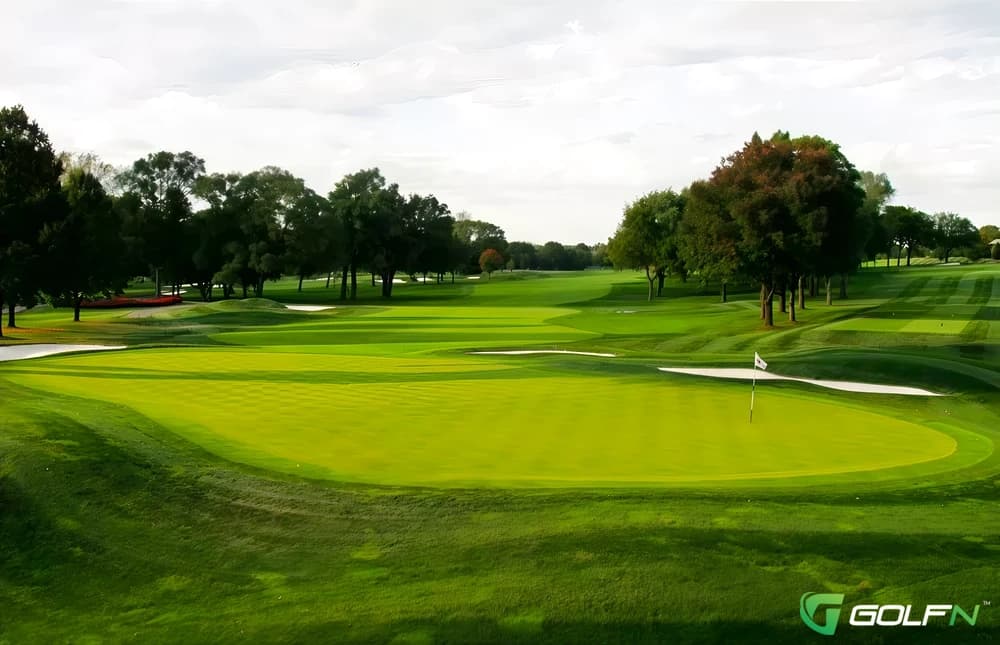 Edgewood Valley Country Club in La Grange, Illinois — private, 18-hole golf course, designed by William Diddel (1926)