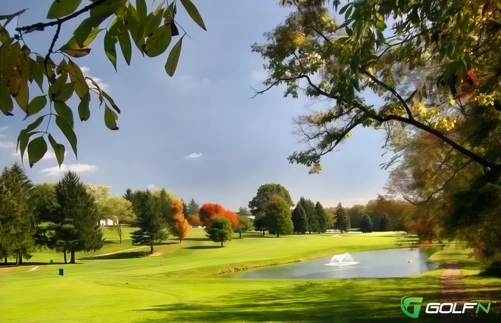 Willowbrook Country Club in Connersville, Indiana — semi-private, 18-hole golf course, designed by William Diddel