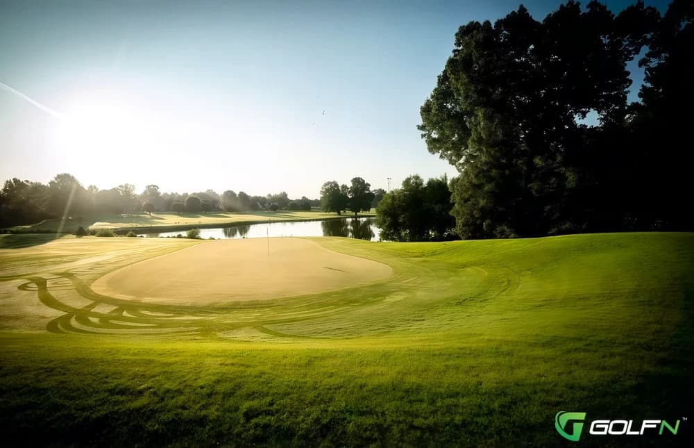 Timber Truss Golf Course in Olive Branch, Mississippi — public, 18-hole golf course, designed by William Leather