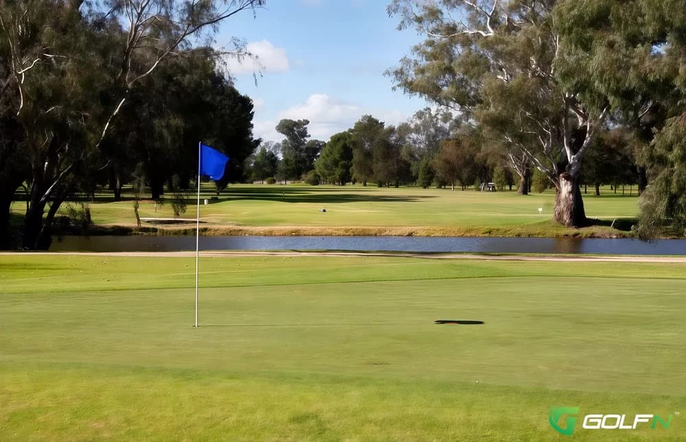 Forbes Golf Course in Forbes, New South Wales — public, 18-hole golf course
