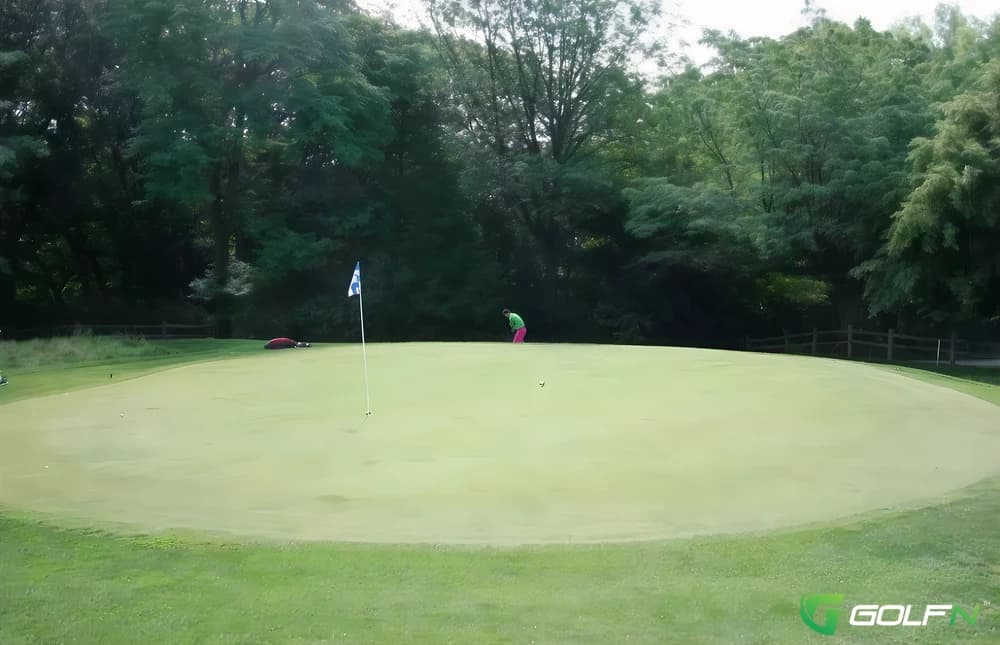 Whitetail Run Golf Course in Fremont, Nebraska — public, 9-hole golf course, designed by Larry Reed