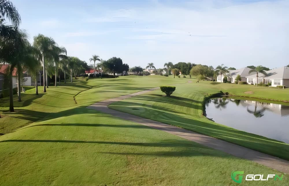 Peridia Golf & Country Club in Bradenton, Florida — semi-private, 18-hole golf course, designed by William Luis
