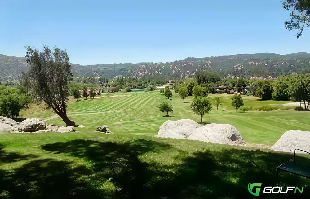 Oak Tree Country Club in Tehachapi, California — semi-private, 18-hole golf course, designed by Ted Robinson, Sr. (1973)