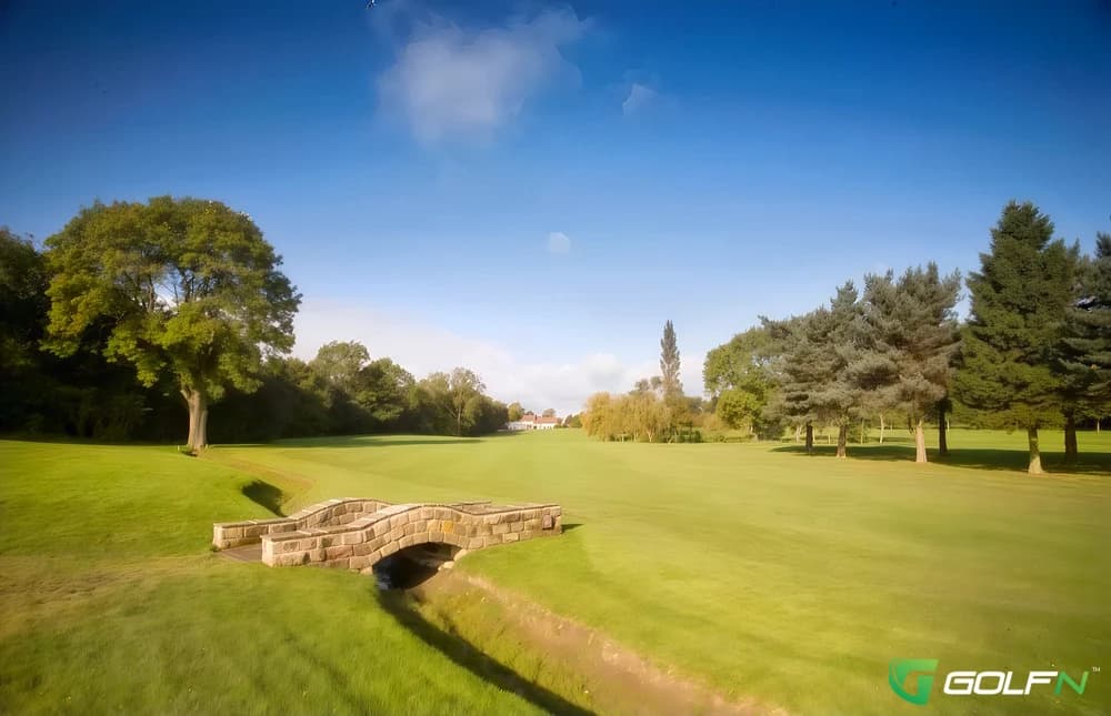 Dore And Totley Golf Club in Sheffield, England — private, 18-hole golf course, designed by Simon Gidman (2000)