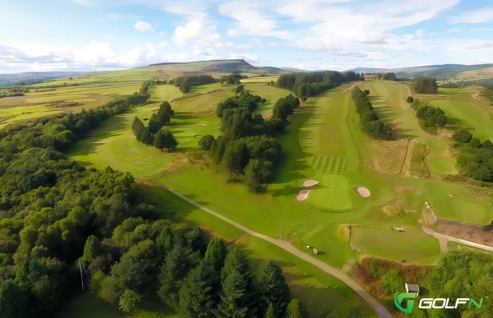 Green-Frilford Heath Golf Club, Oxfordshire in Abingdon, England — private, 18-hole golf course, designed by James Braid (1934)
