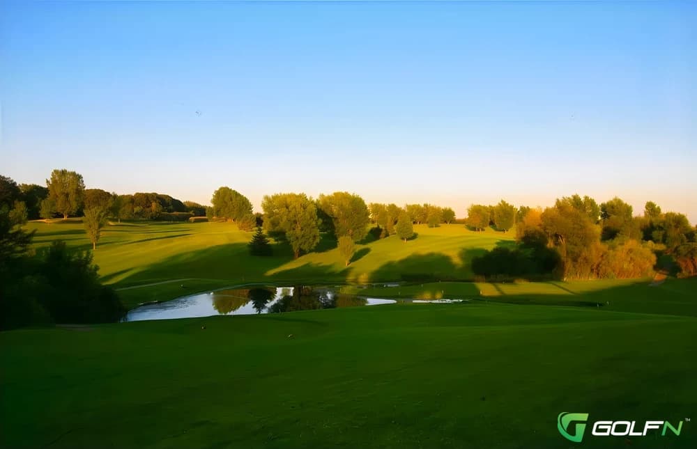 Oak Summit Golf Course in Rochester, Minnesota — public, 18-hole golf course, designed by Leon DeCook (1992)