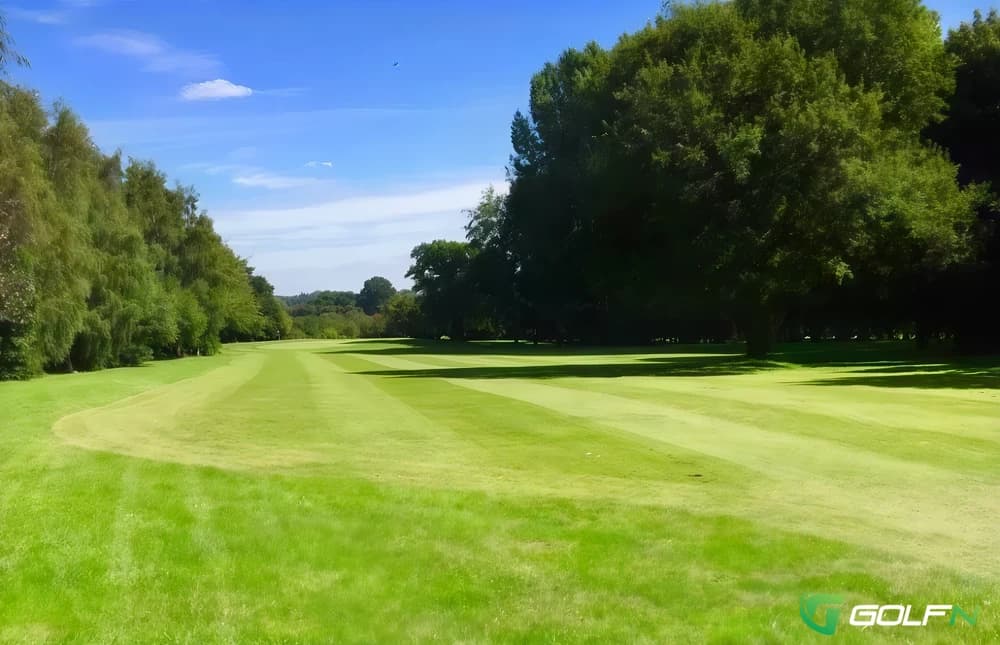 Pastures Golf Club in Mickleover, England — public, 18-hole golf course