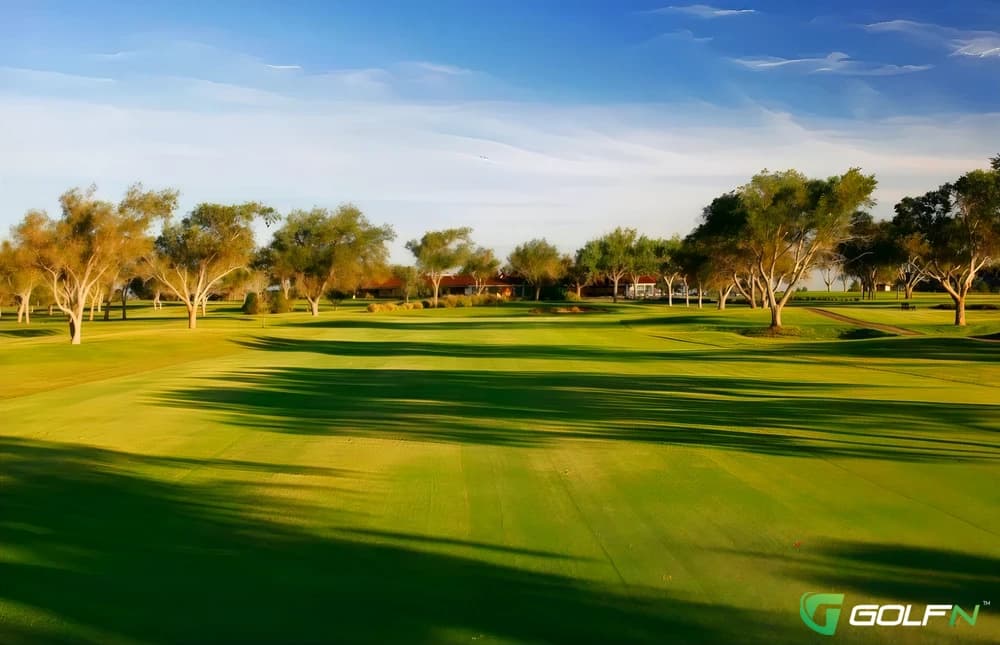 Ranchland Hills Country Club in Midland, Texas — semi-private, 18-hole golf course, designed by Warren Cantrell (1949)