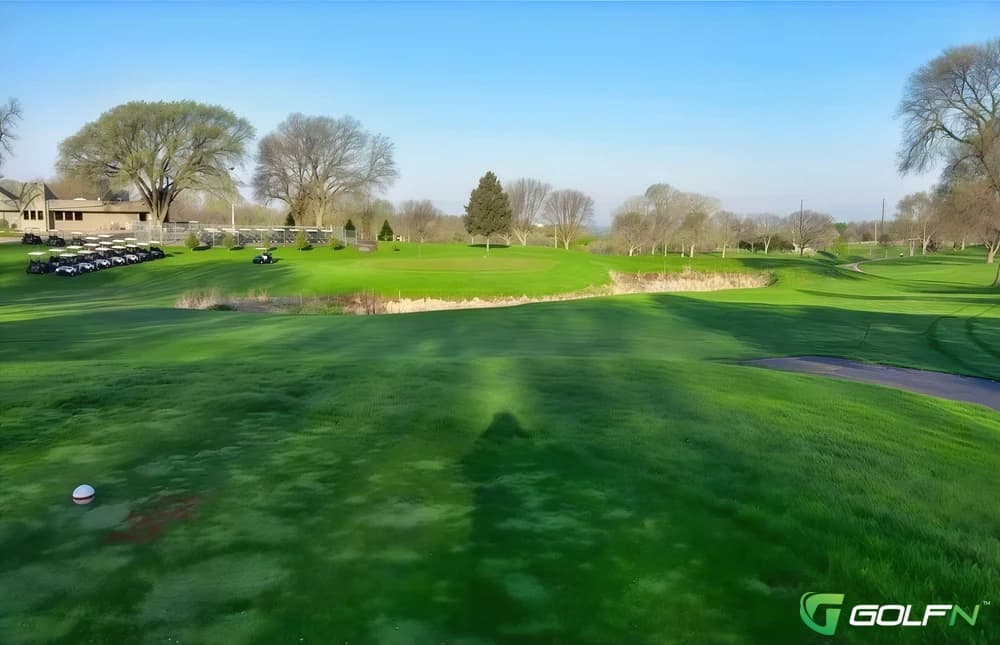 Floyd Park Municipal Golf Course in Sioux City, Iowa — public, 18-hole golf course