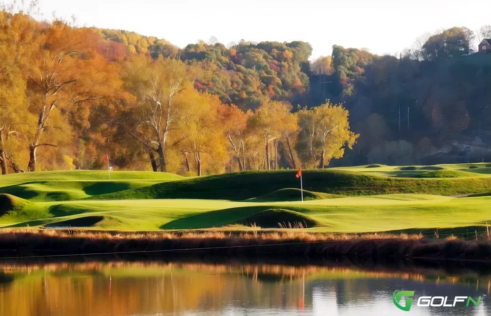 Pete Dye River Course Of Virginia Tech in Radford, Virginia — semi-private, 18-hole golf course, designed by Ault, Clark & Associates (1999)