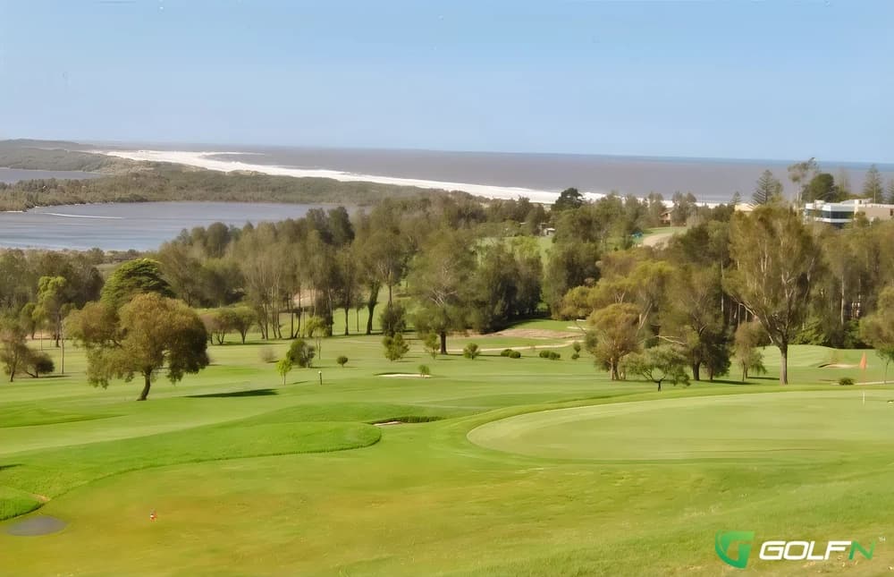 Tuross Head Country Club Ltd in Tuross Head, New South Wales β public, 18-hole golf course
