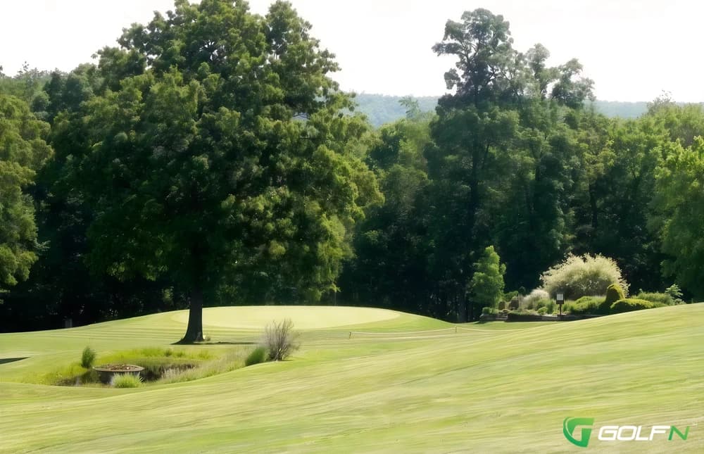 Cabin Greens Golf Course in Freeport, Pennsylvania — public, 9-hole golf course, designed by Rich McIntyre