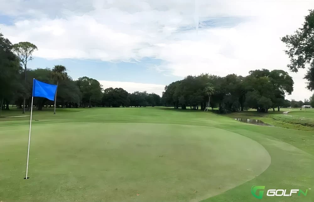 Okeechobee Golf & Country Club in Okeechobee, Florida — semi-private, 18-hole golf course, designed by Mark Mahannah (1965)