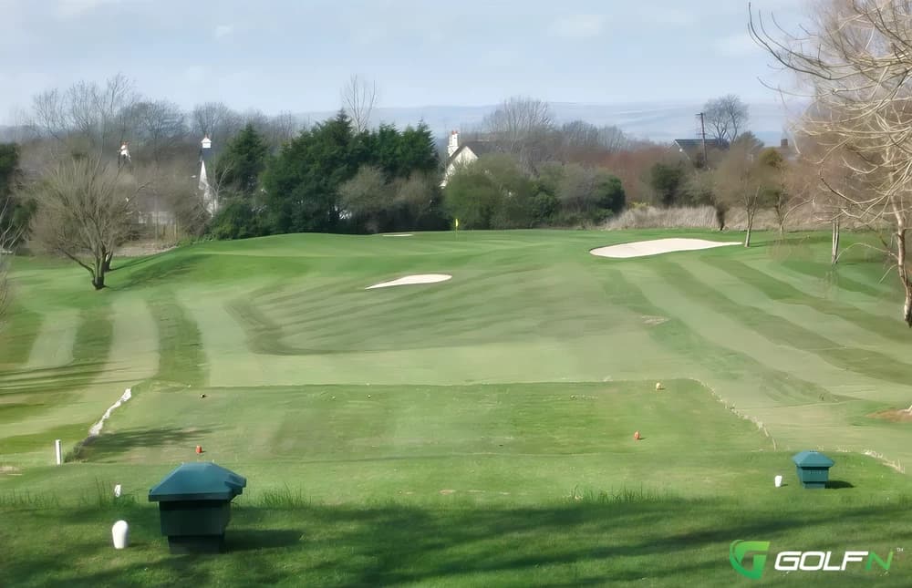 Tubbercurry Golf Club in Tubbercurry, Sligo โ public, 18-hole golf course, designed by Eddie Hackett (1991)