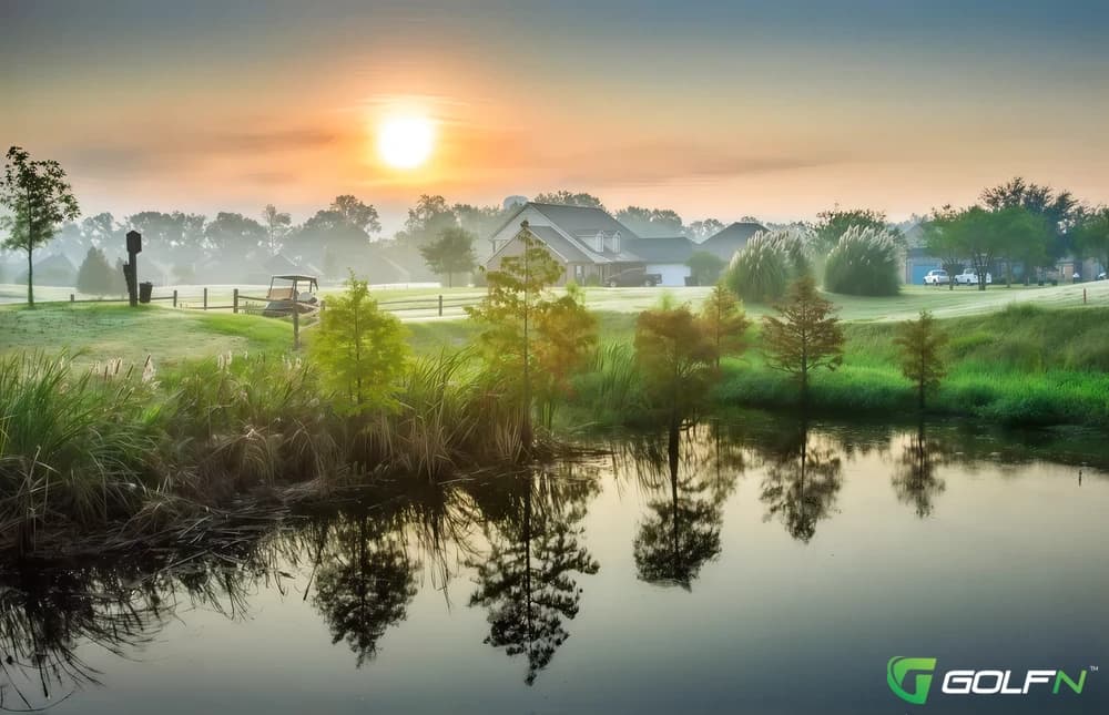 Island Country Club in Plaquemine, Louisiana — public, 18-hole golf course, designed by Mike Young (2000)