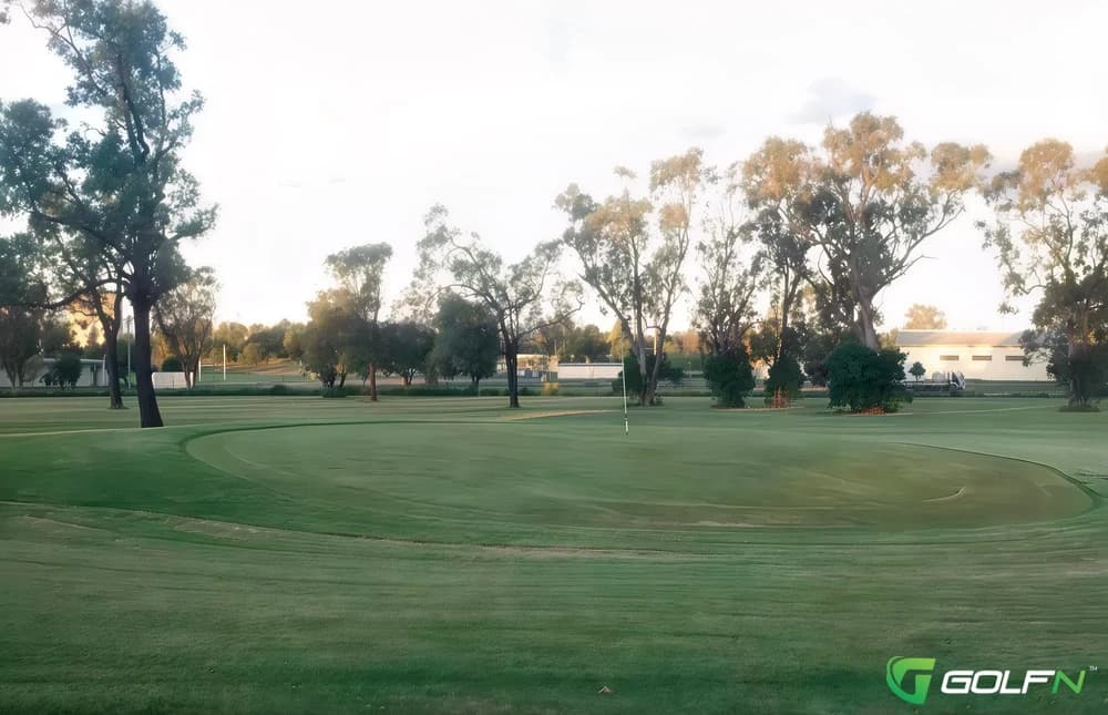 Capella Golf Club in Capella, Queensland — semi-private, 9-hole golf course