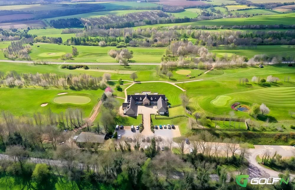 Naunton Downs Golf Club in Cheltenham, England — 18-hole golf course