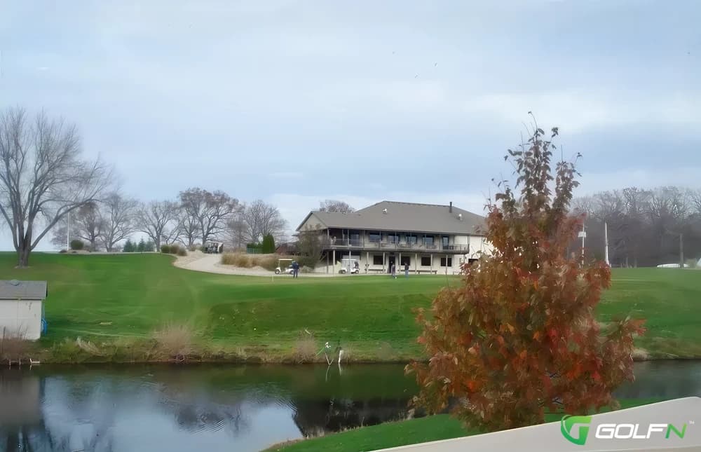 Clinton Country Club in Clinton, Illinois — private, 9-hole golf course